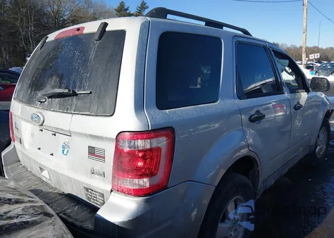 2012 Ford Escape Xlt z USA, uszkodzony, nr VIN 1FMCU9DG8CKC70062